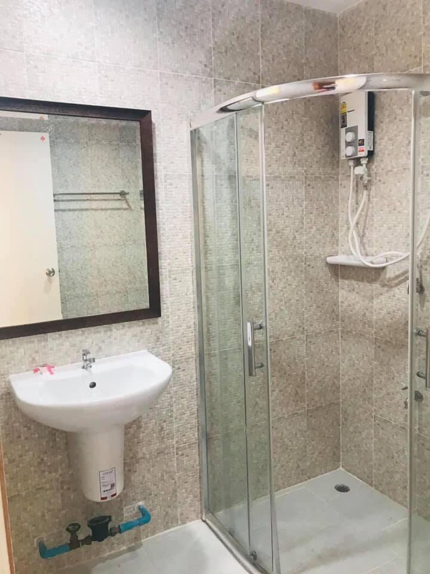 Bp Grand Hotel Chiang Mai Dış mekan fotoğraf