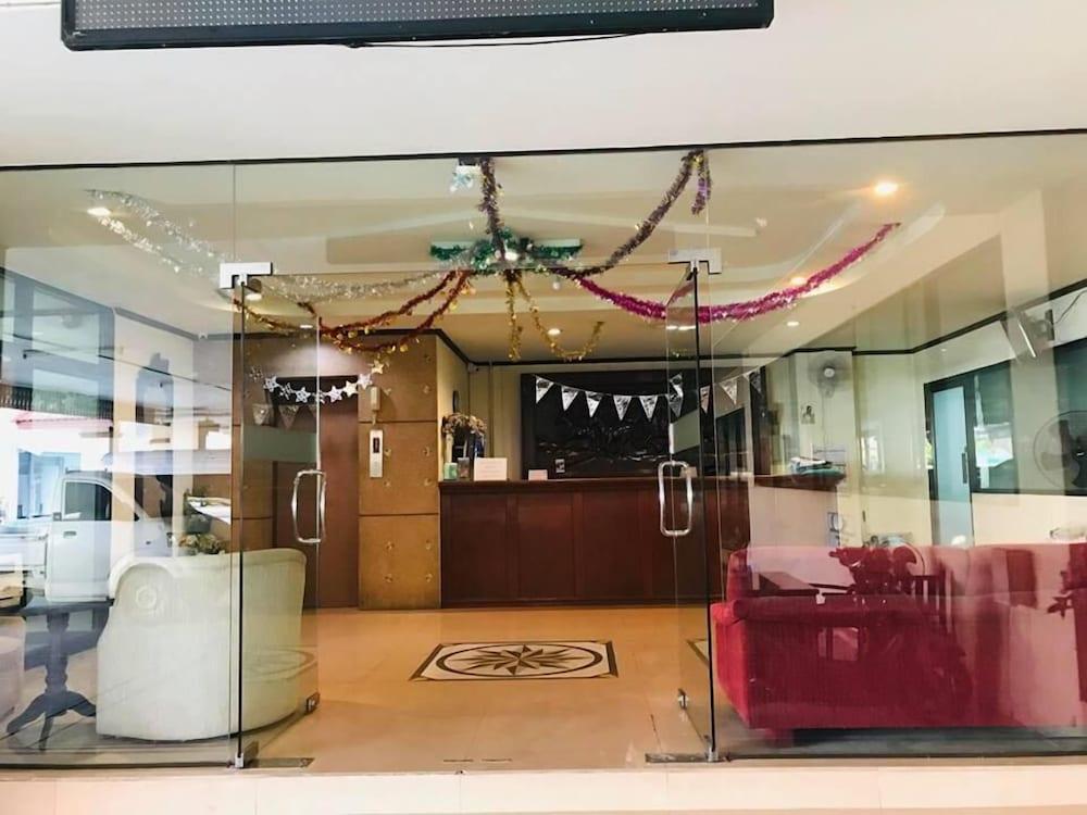 Bp Grand Hotel Chiang Mai Dış mekan fotoğraf