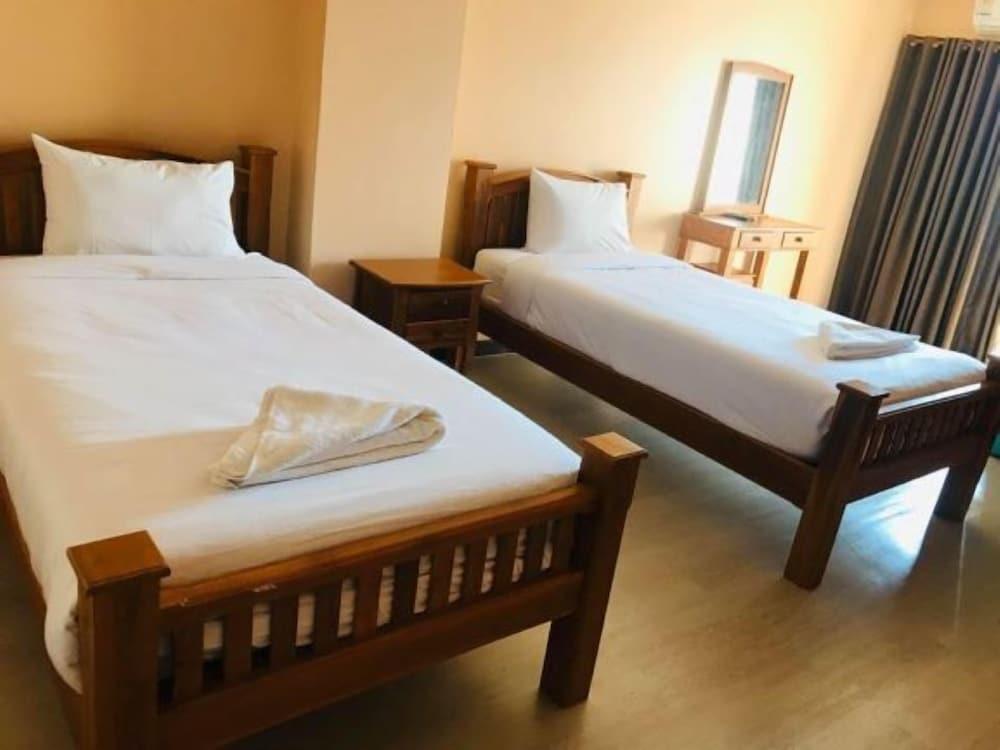 Bp Grand Hotel Chiang Mai Dış mekan fotoğraf