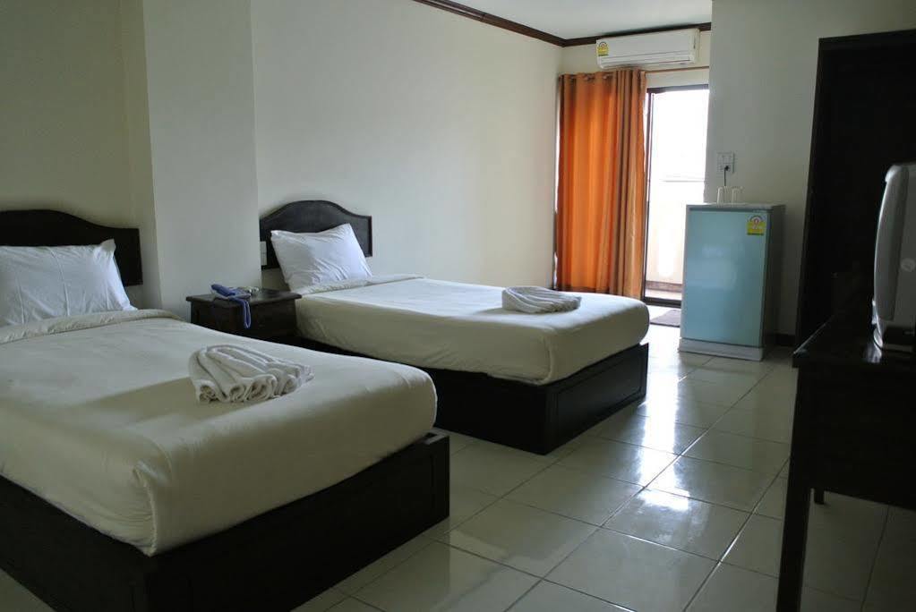 Bp Grand Hotel Chiang Mai Dış mekan fotoğraf
