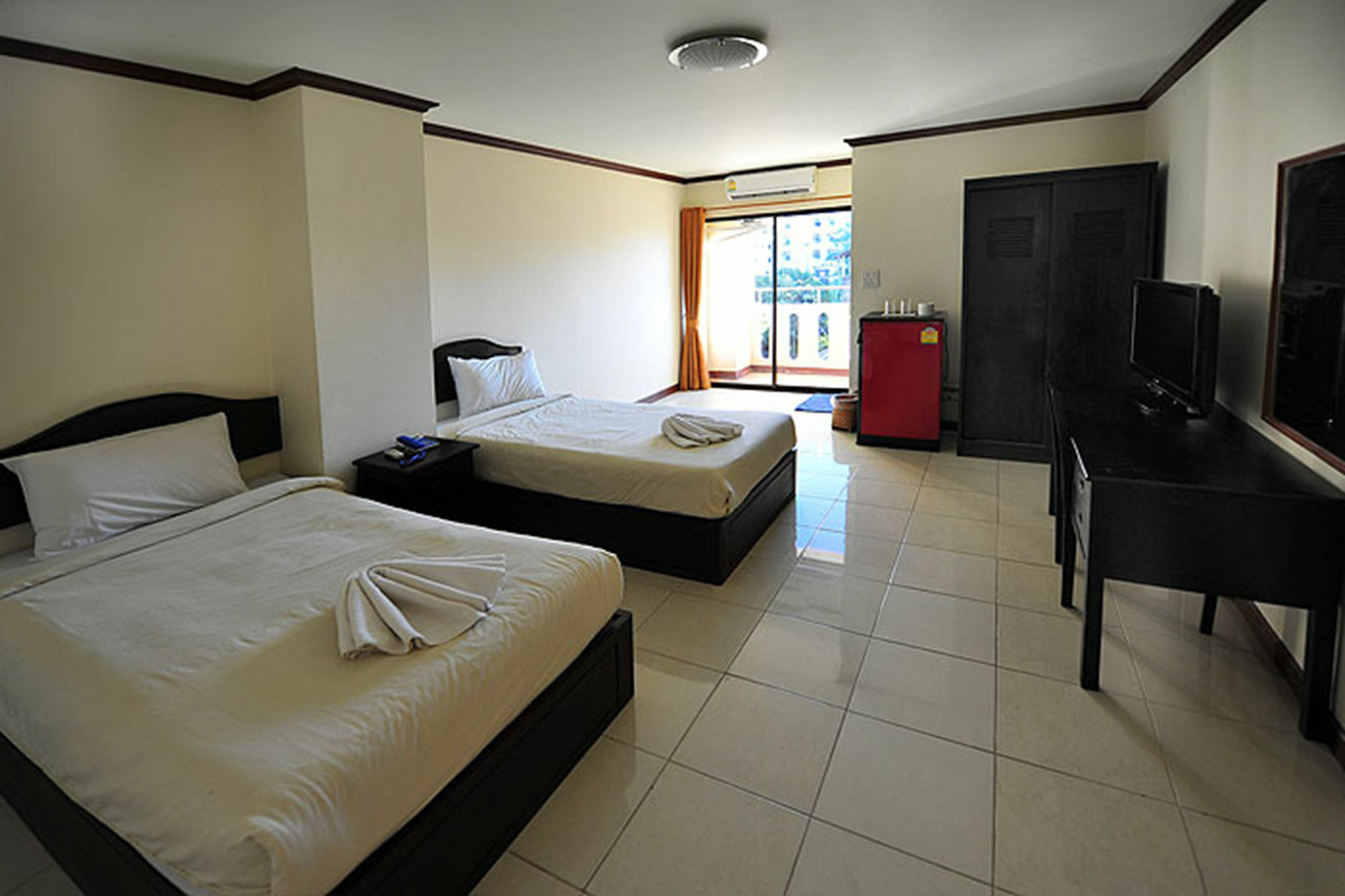 Bp Grand Hotel Chiang Mai Dış mekan fotoğraf